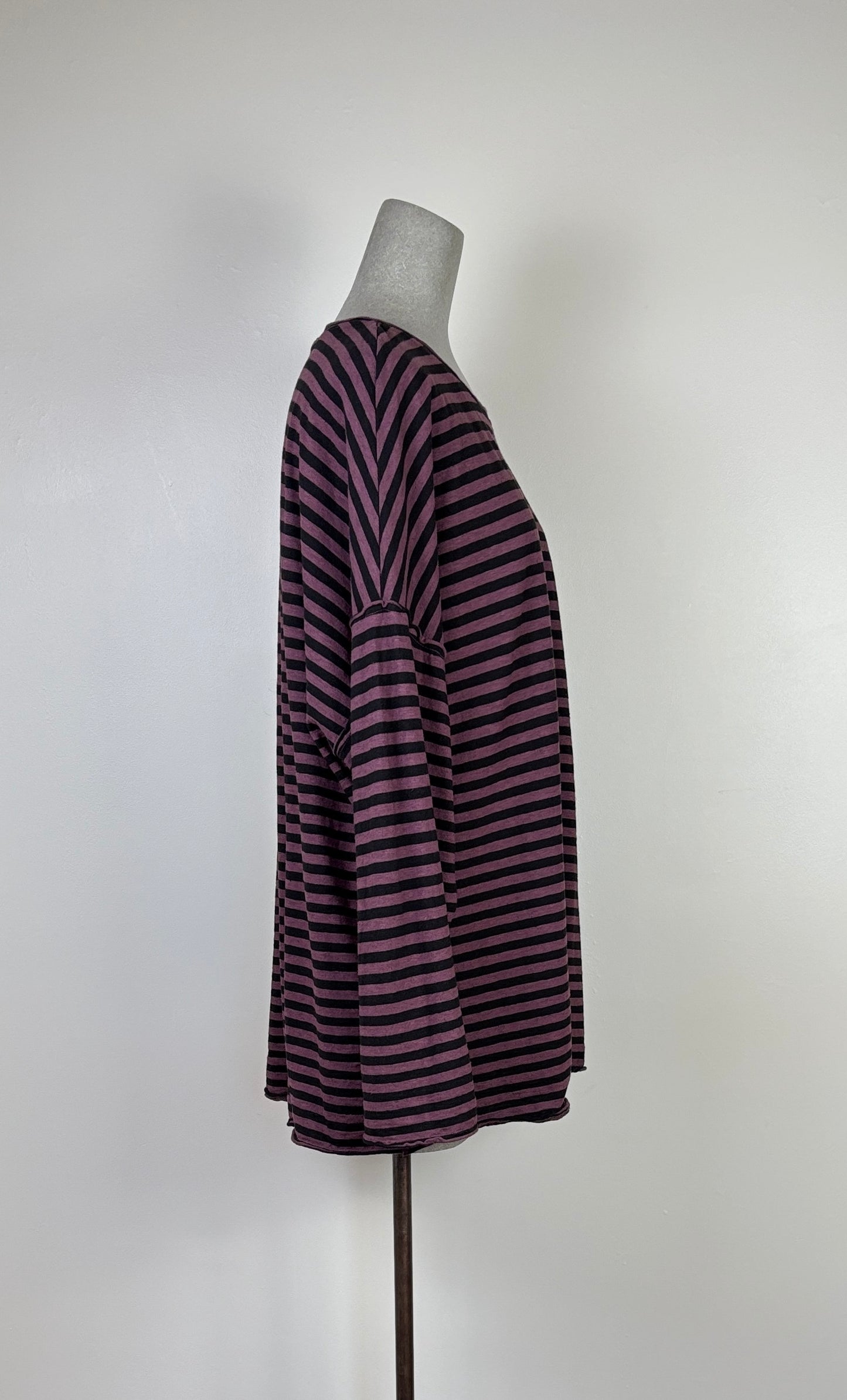 Cut Loose  ~  Oversized Striped T-Shirt - Cinnabark/Black