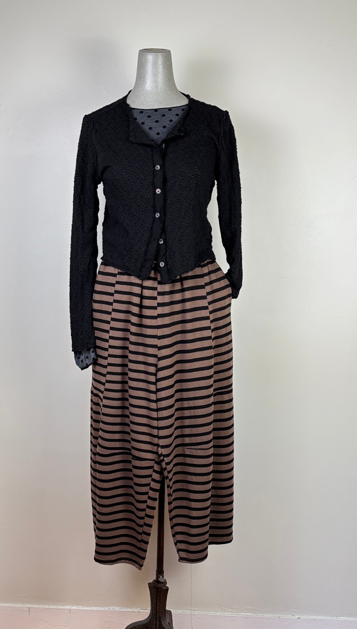 Cut Loose  ~  Balloon Crop Pant - Cola/Black Stripe