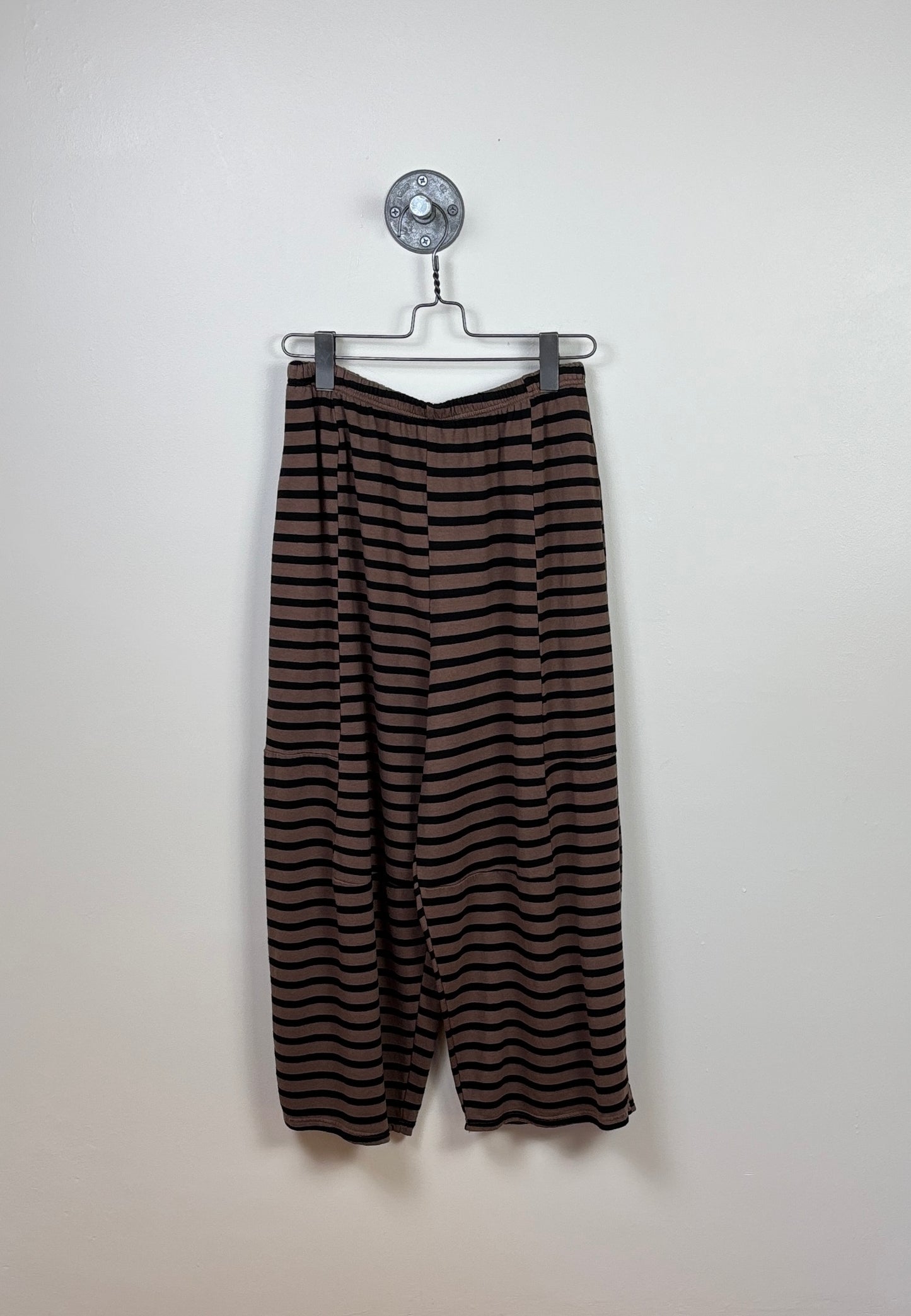 Cut Loose  ~  Balloon Crop Pant - Cola/Black Stripe