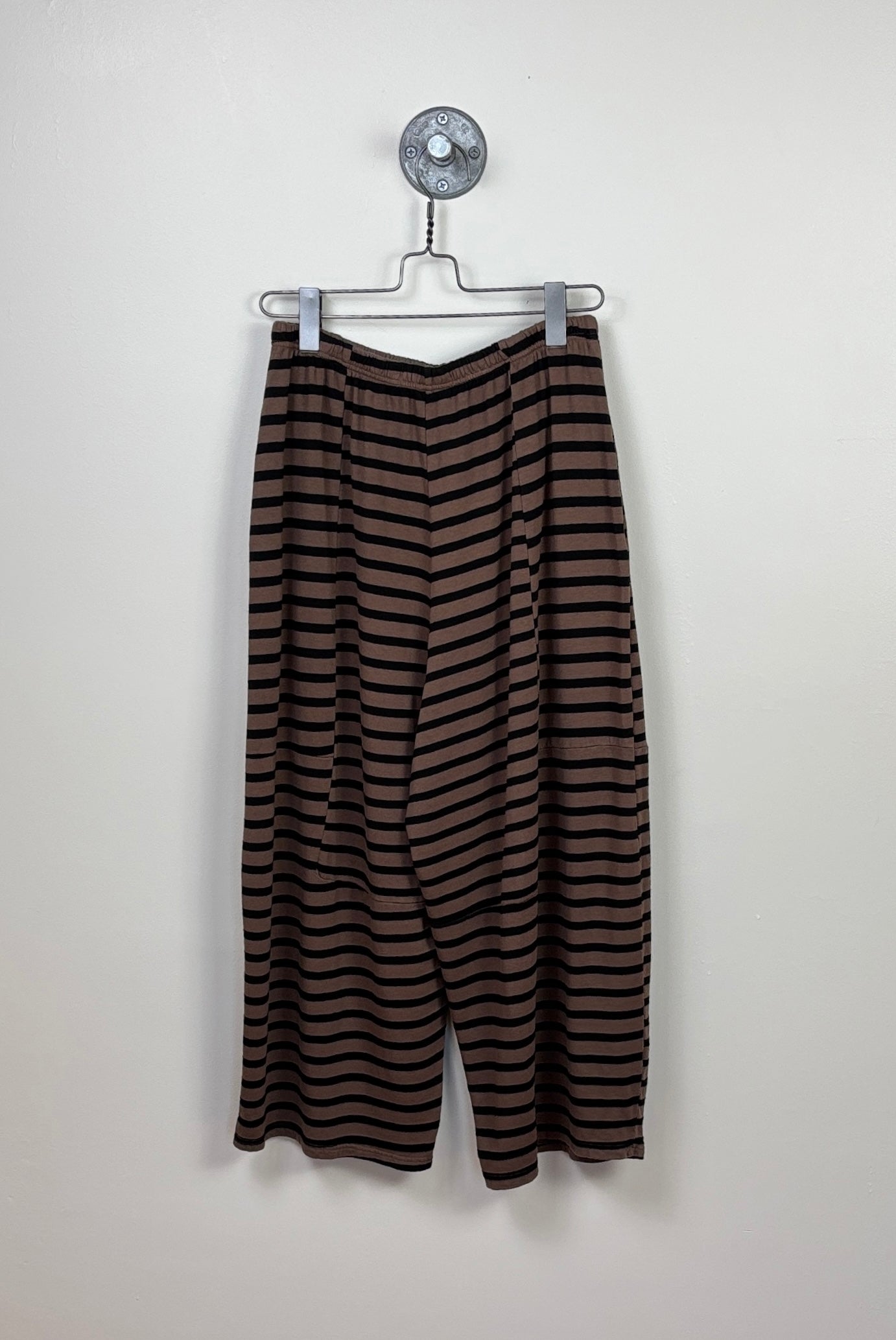 Cut Loose  ~  Balloon Crop Pant - Cola/Black Stripe
