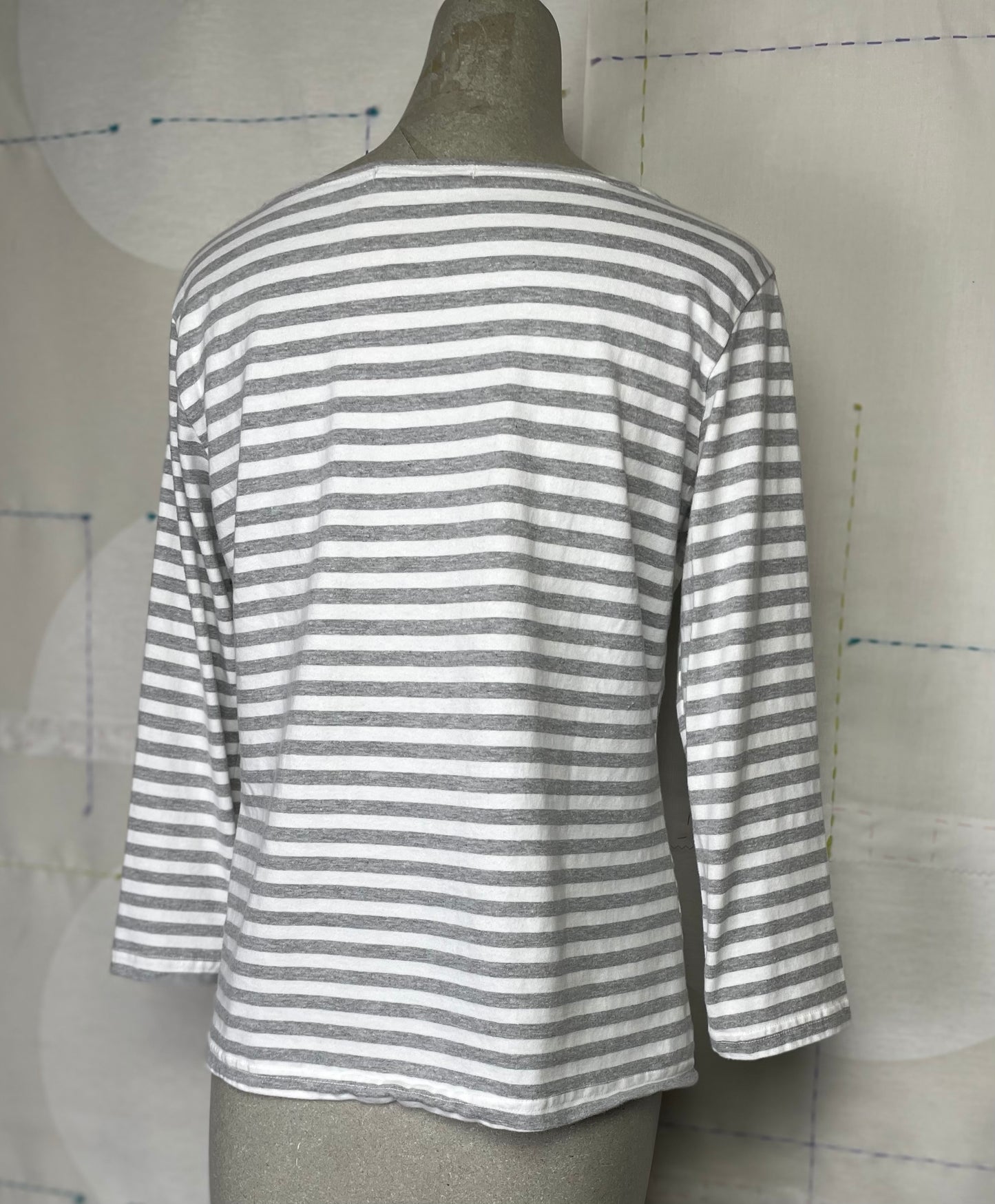 Cut Loose  ~ Striped 3/4 Sleeve Boatneck Tee-Gray/White