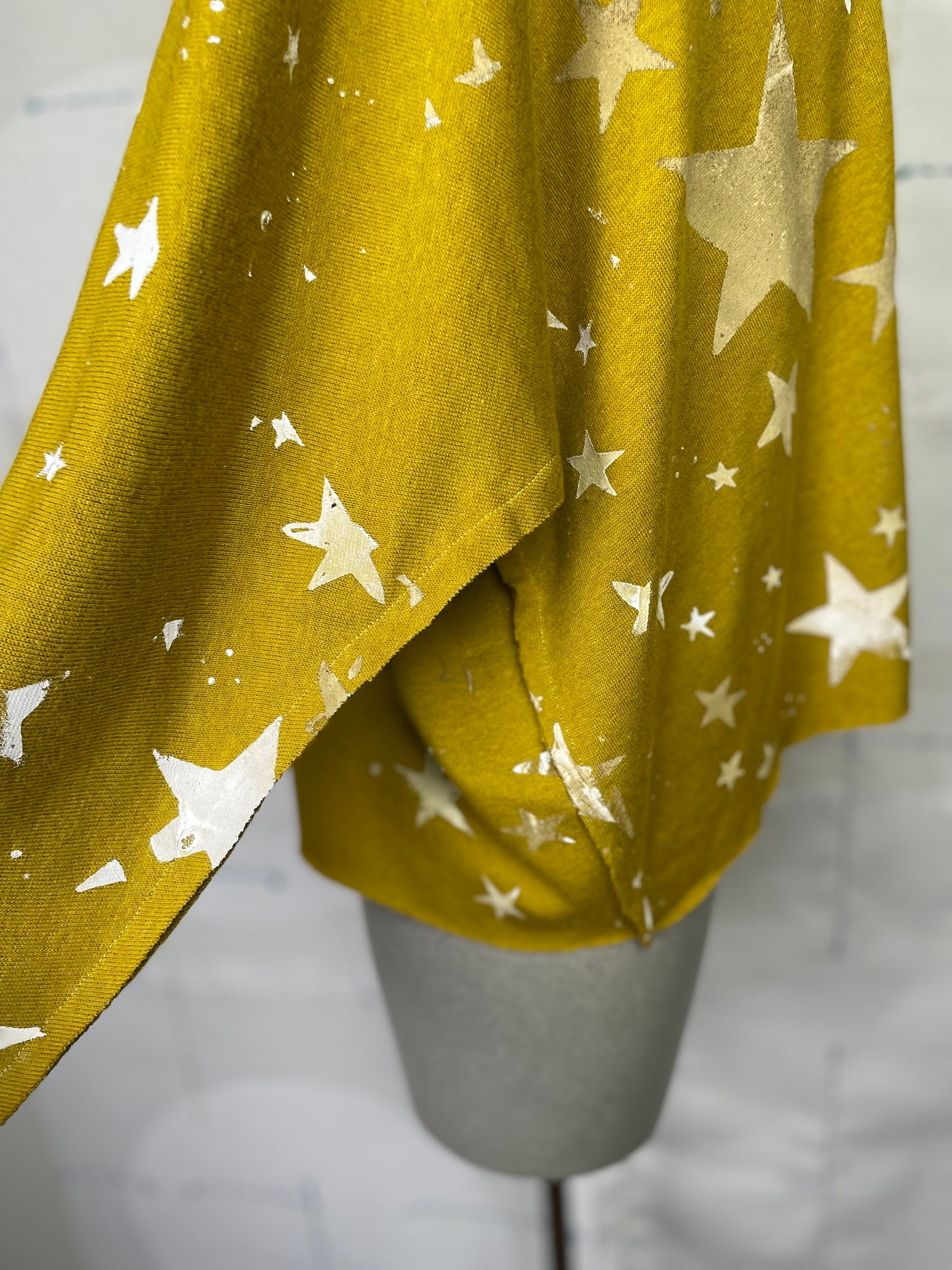 Paper Temples  ~ Vanya V-neck Pullover-Mustard Ombré Stars