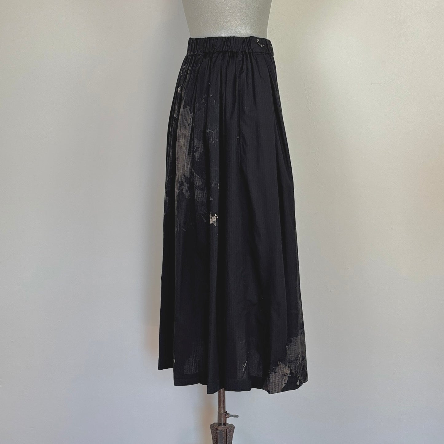 Pas de Calais  ~  Cotton Checkered Gathered Skirt - Black