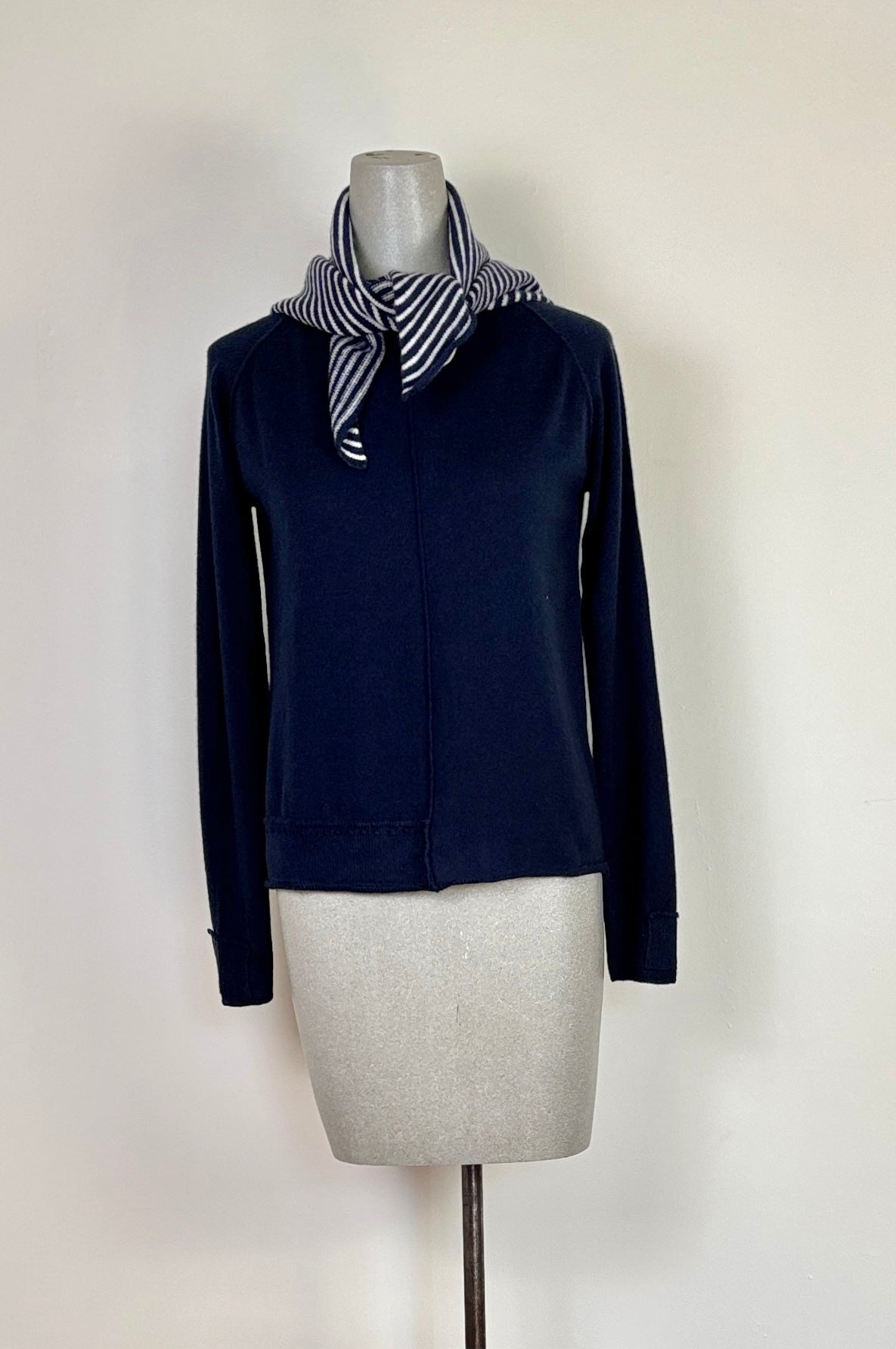 MJW  ~  Round Neck Pullover - Navy