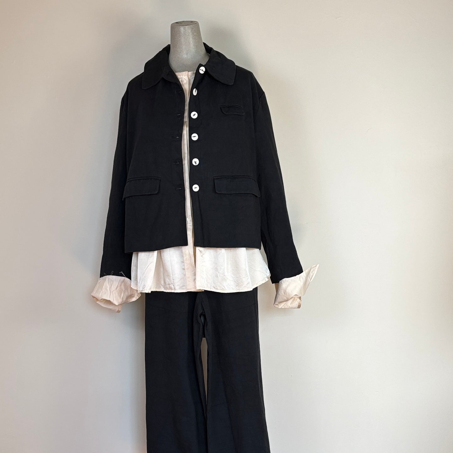 Sula  ~  Warm Jacket - Black