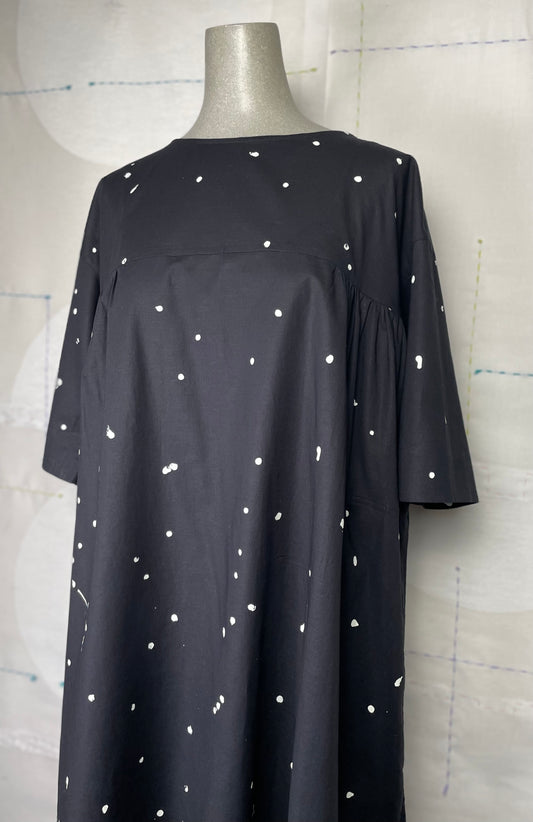 Yoshi Kondo  ~  Dots Dress - Black