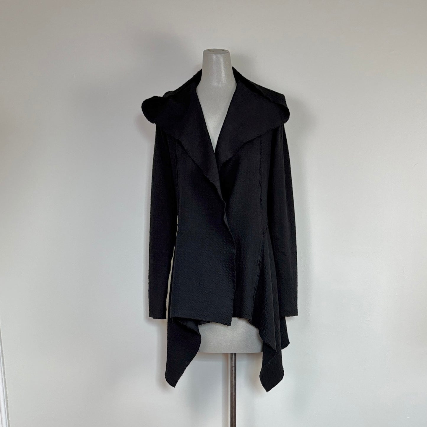 Cut Loose  ~  Pucker Doublecloth Hodded Jacket - Black