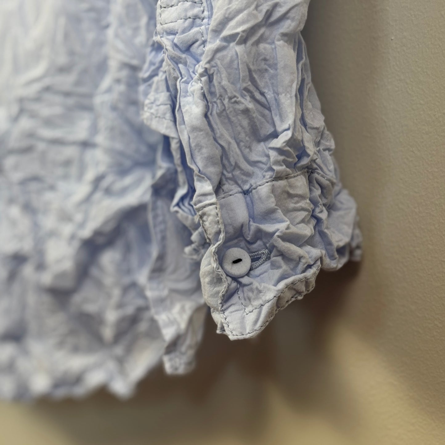 Pas de Calais  ~  Washed Cotton Crinkle Stand Collar Shirt - Saxe Blue