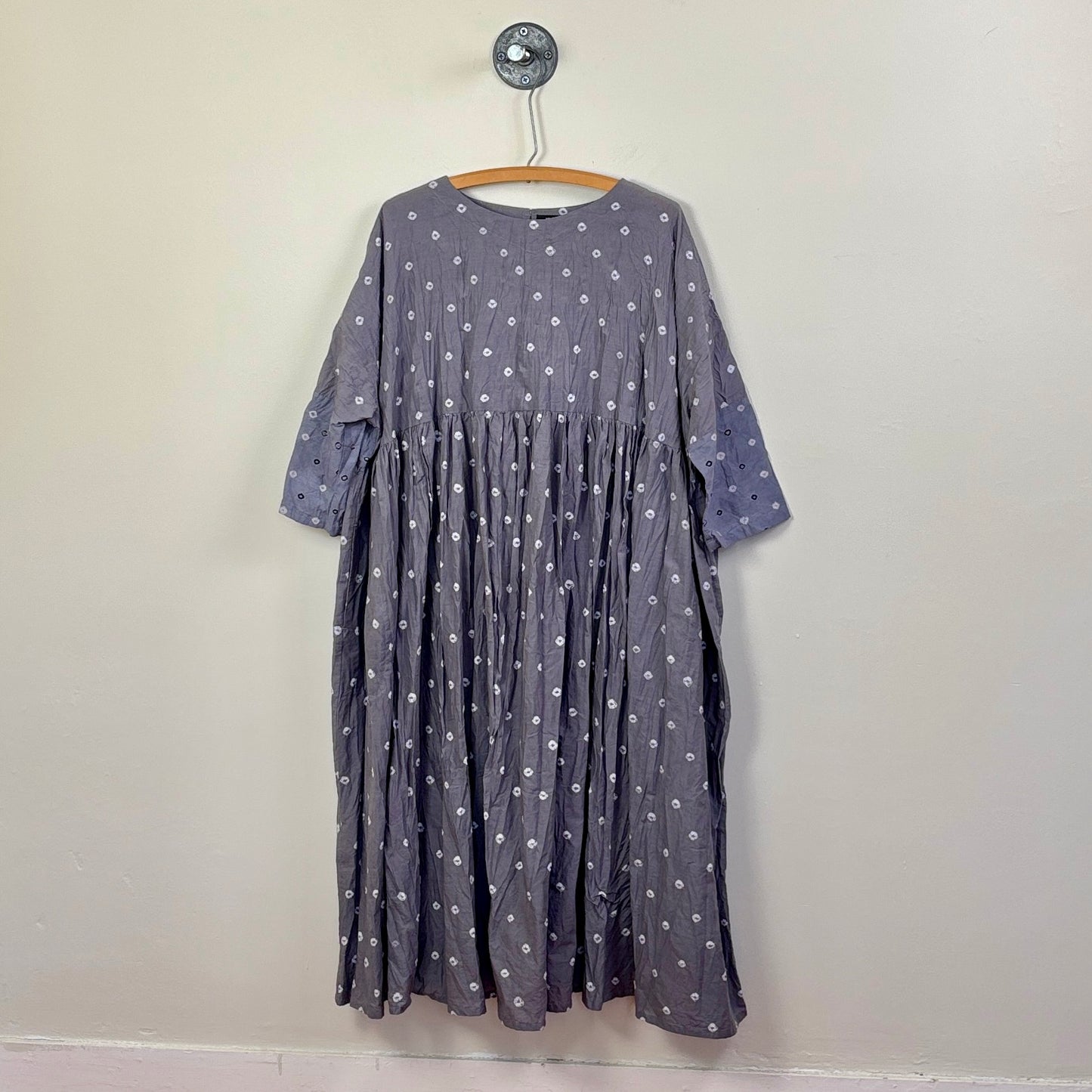 Pas de Calais  ~  Indian Lawn Shibori Summer Dress - Gray