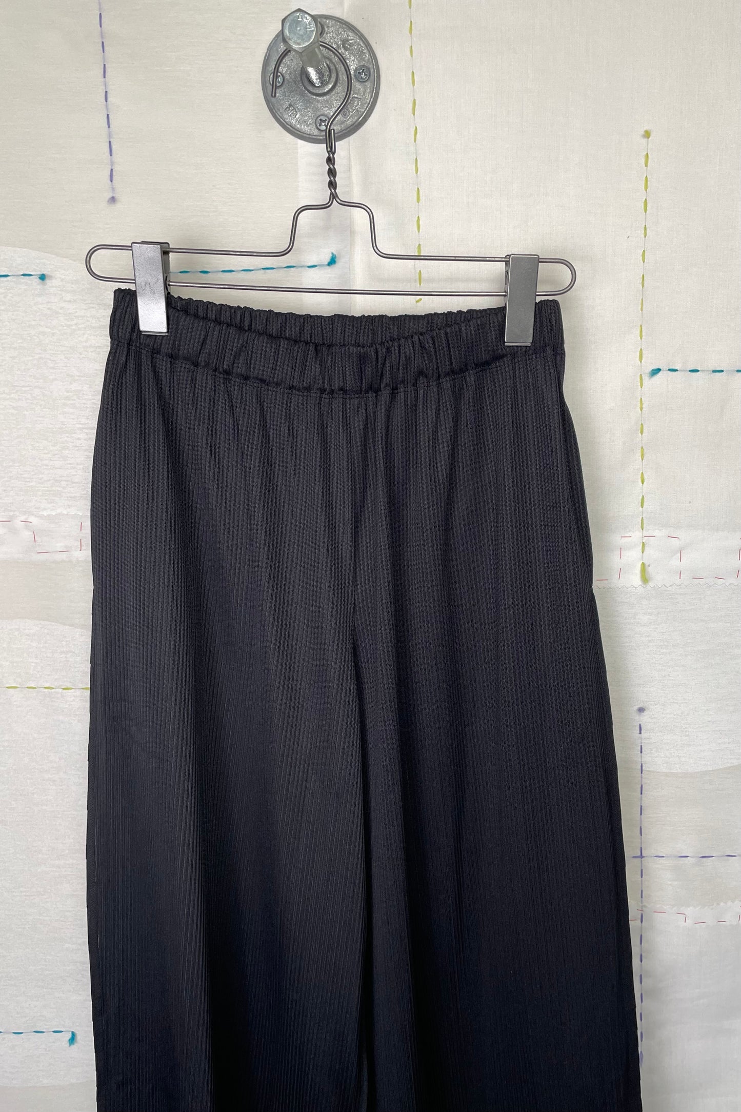 Pleats Please Issey Miyake  ~  A-Poc Form Pants - Black