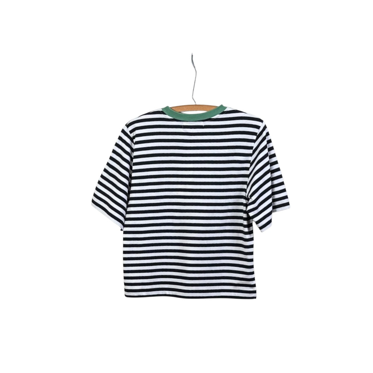 Beaumont Organic  ~  Bay-Sue - Black/White