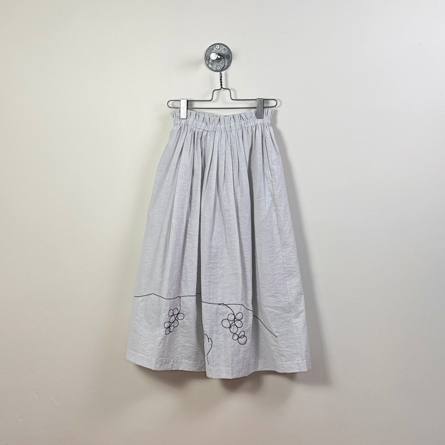 Yoshi Kondo  ~  Actor Skirt - Light Gray