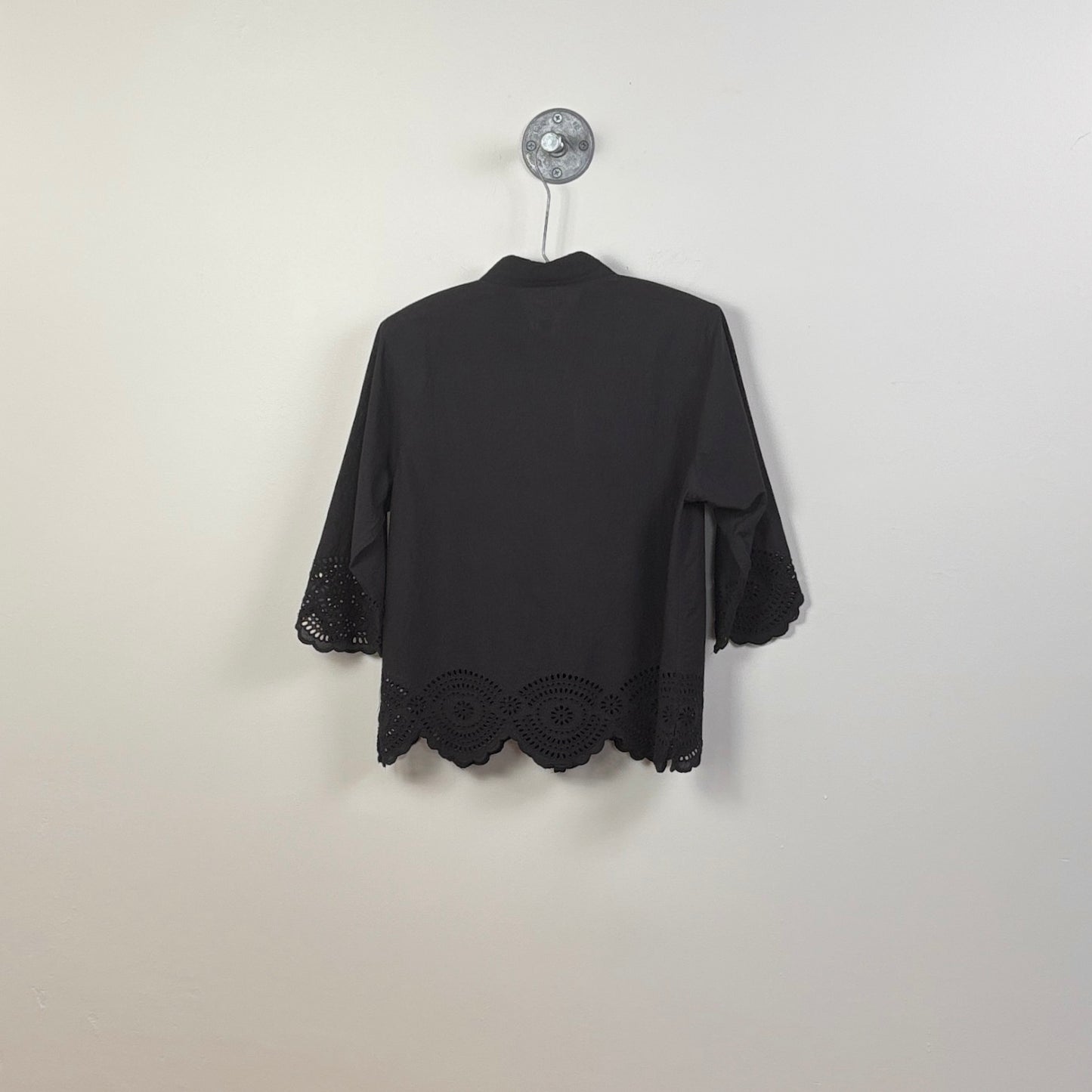Uqnatu  ~  Camp Shirt - Black