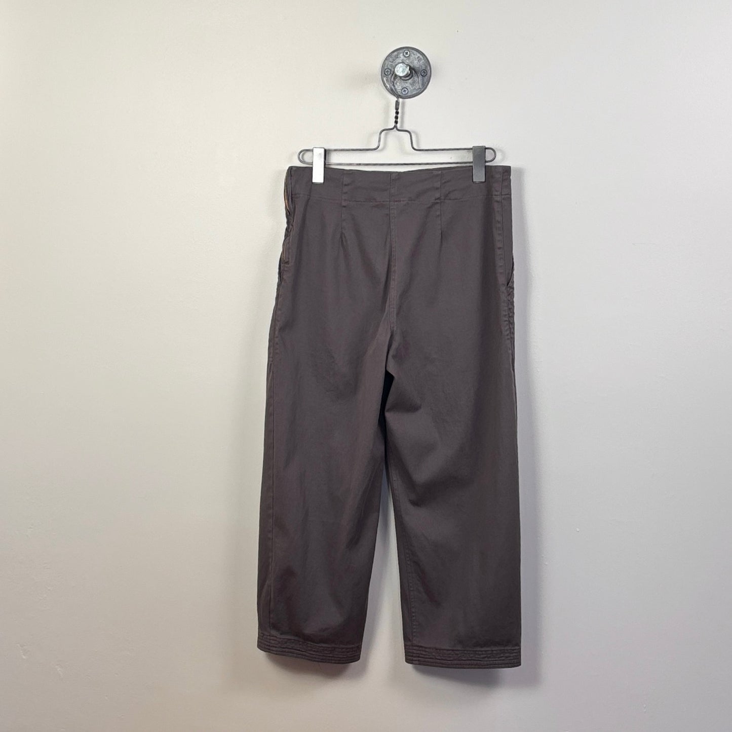 Prairie Underground  ~  Metric Pant #1568 - Dior Gray