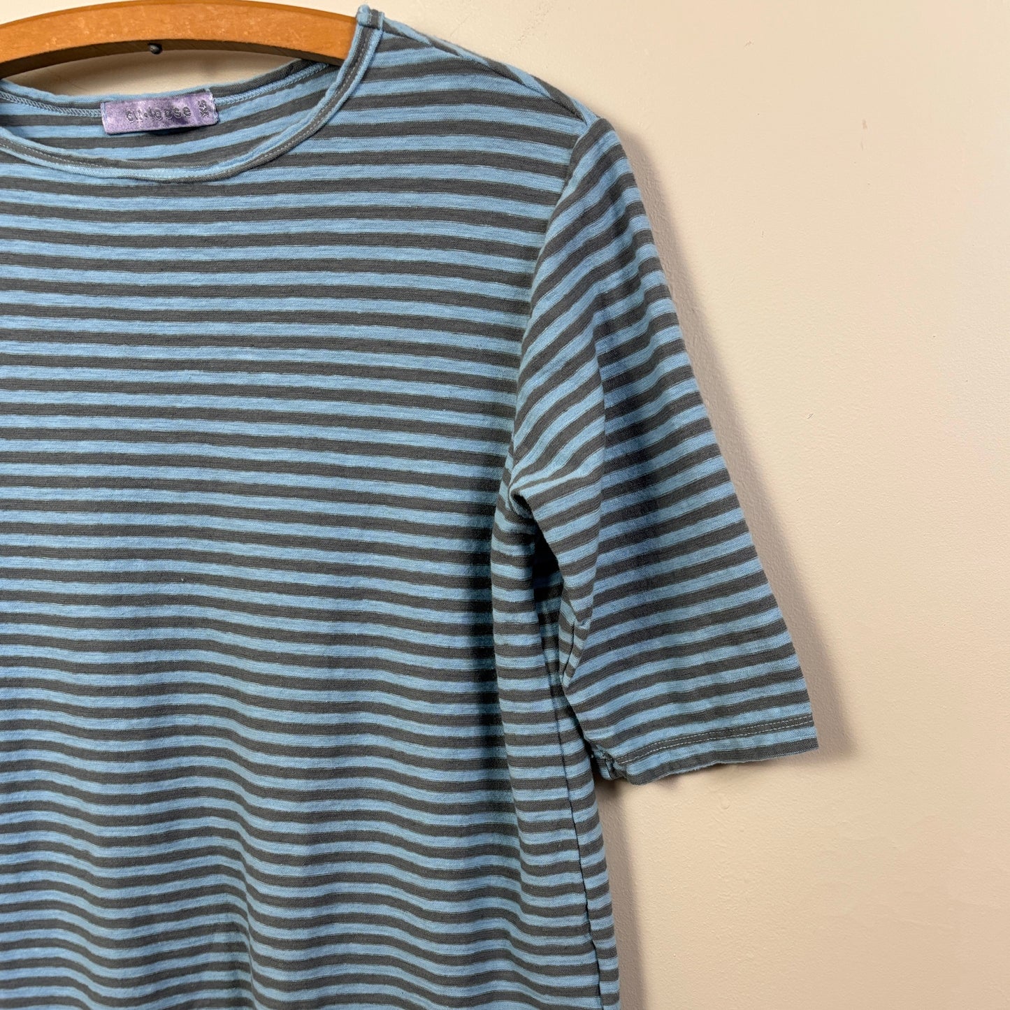 Cut Loose  ~  Elbow Sleeve Top - Bellflower Stripe