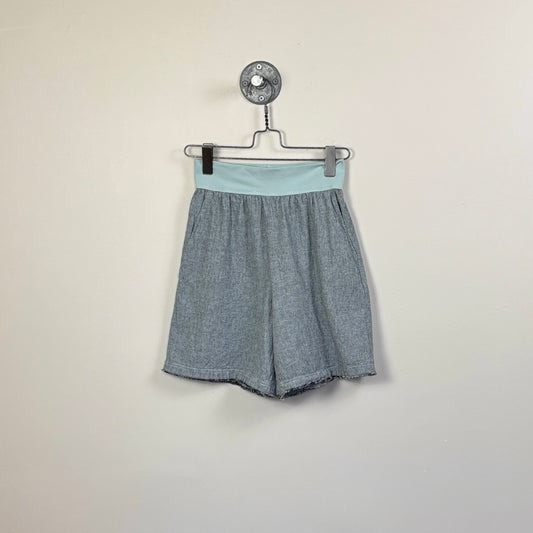 Cut Loose  ~  Frayed Shorts - Fountain