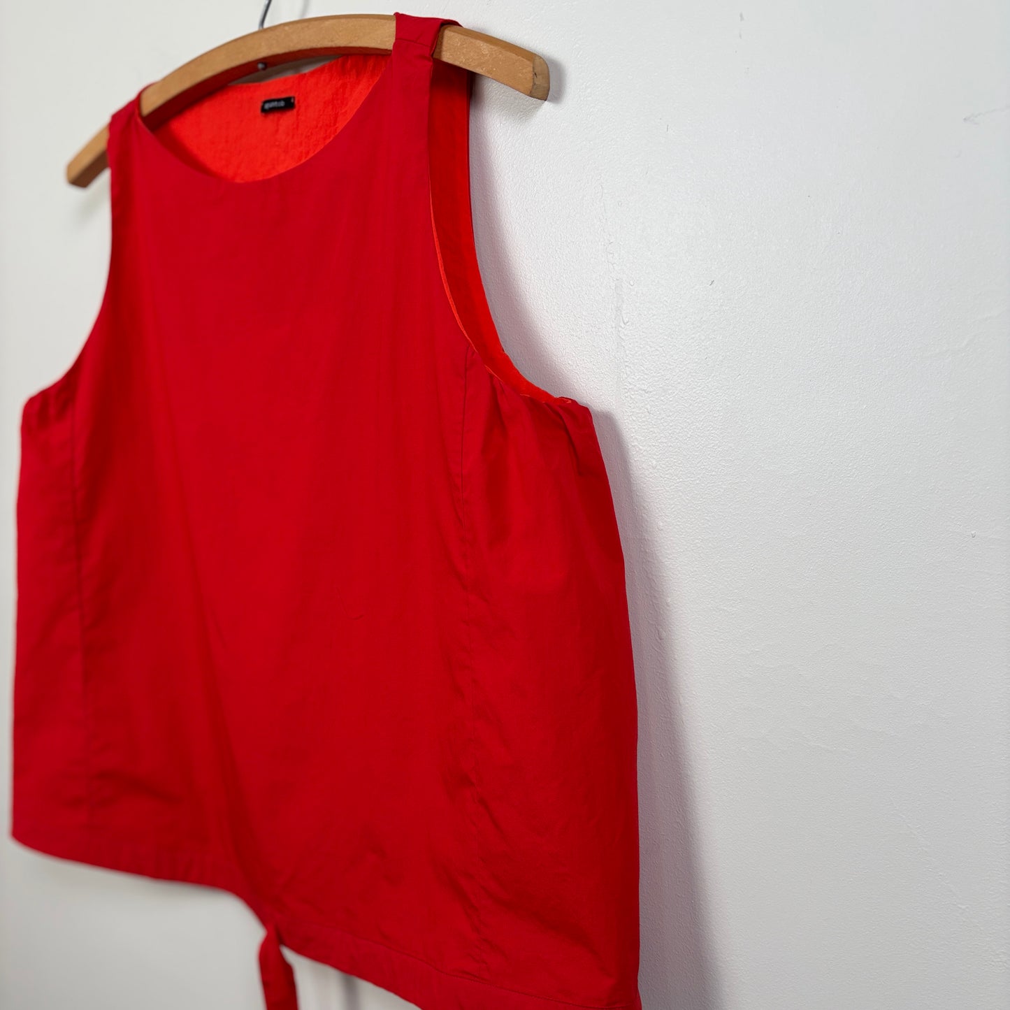 Apuntob  ~  Blouson Top - Pomegranate