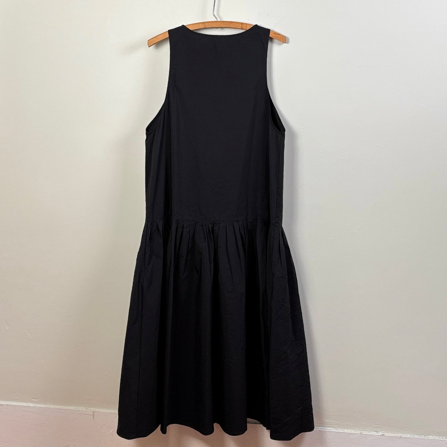 Apuntob  ~  Drop Waist Dress - Black