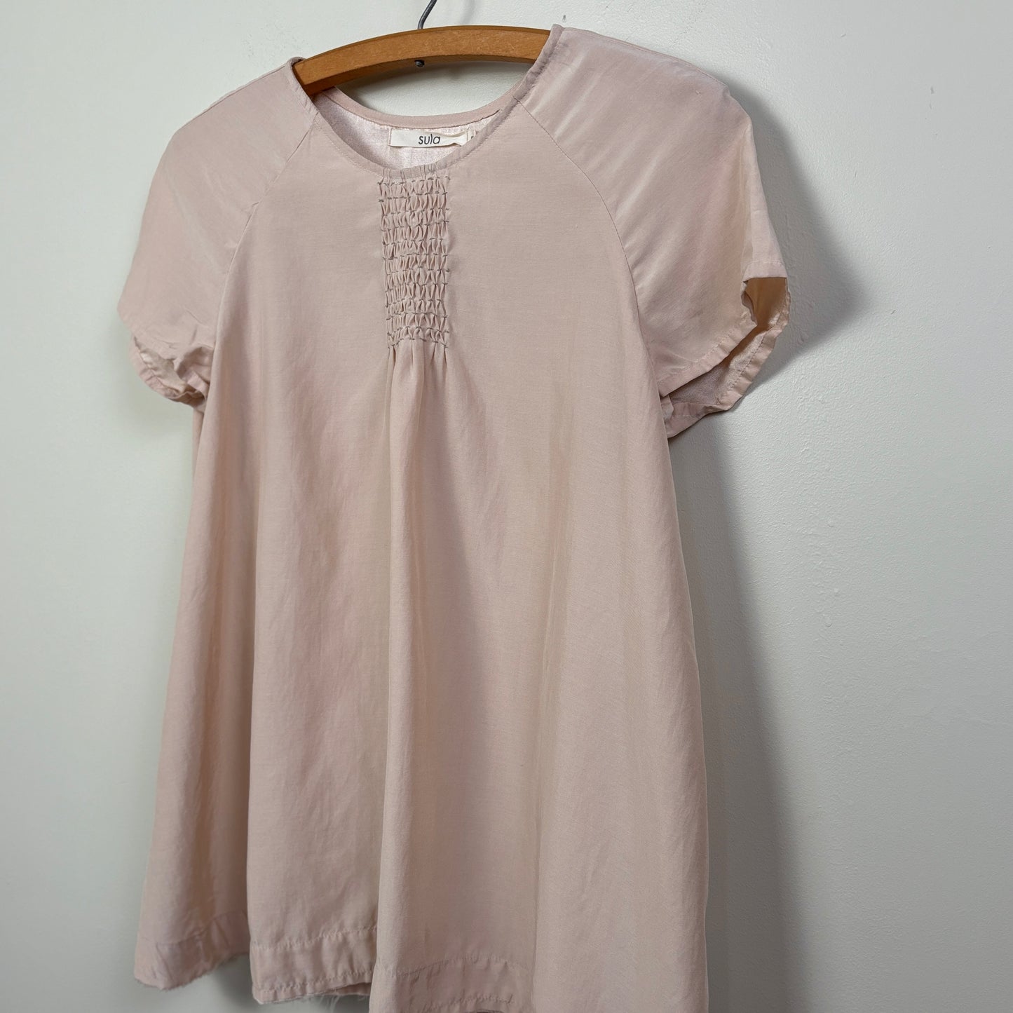 Sula   ~  Smock Top - Silver Peony