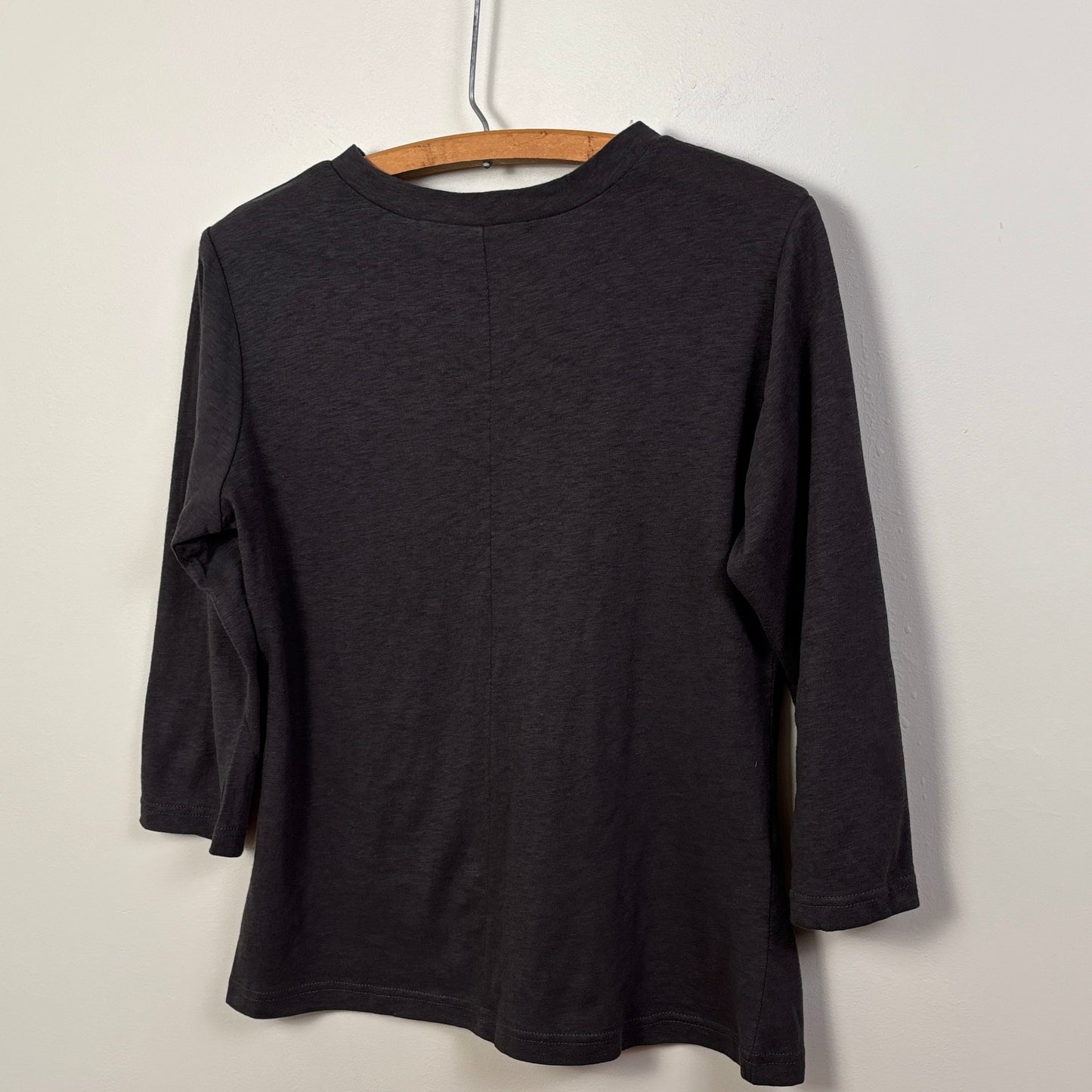 Sula  ~  3/4 Sleeve Tee - Gunmetal
